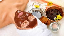 চকোলেটের গুণে ফিরবে ত্বকের জেল্লা! বাড়িতেই বানিয়ে ফেলুন চকোলেট ফেসপ্যাক