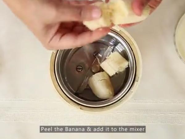 কলা দিয়ে বানিয়ে ফেলুন মিষ্টি লুচি