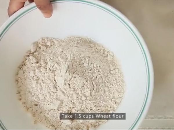 কলা দিয়ে বানিয়ে ফেলুন মিষ্টি লুচি