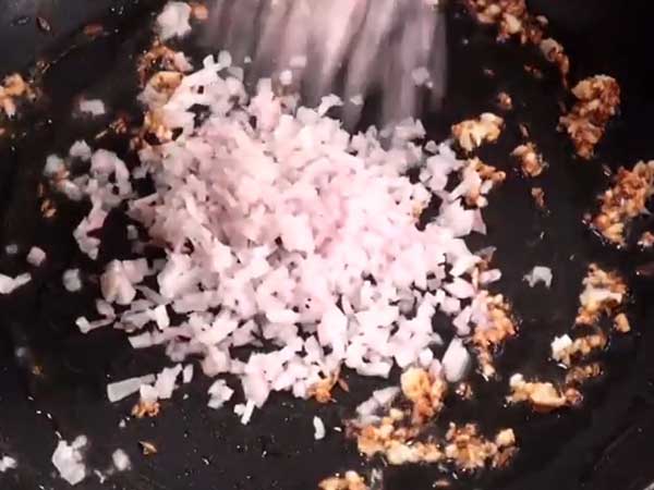 সুস্বাদু পালক পনির ধোসা বানানোর রেসিপি