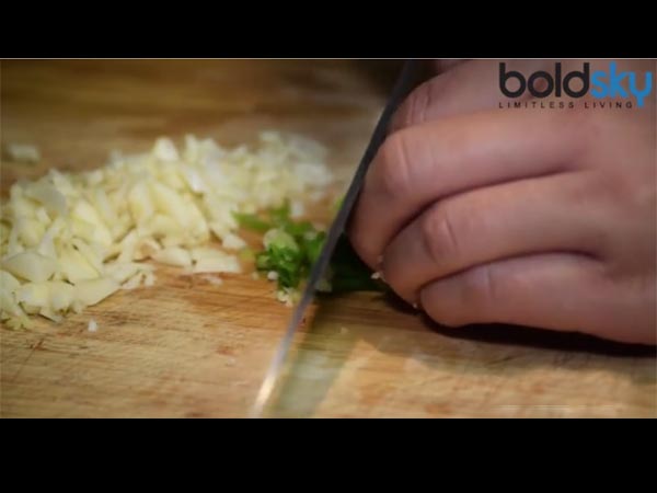 কি করে পনীর টিক্কা রোল বানাবেন 