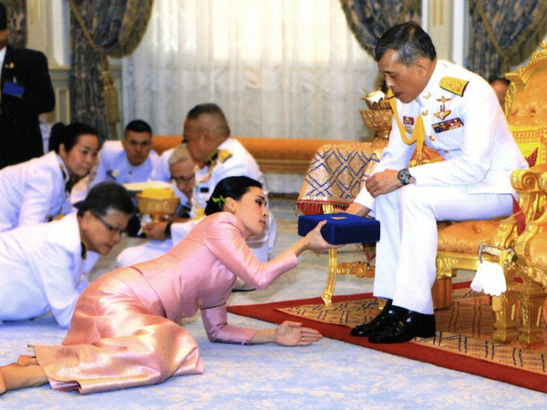 Thailand King Isolates From Coronavirus With 20 Women