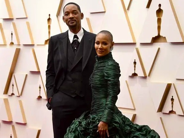 Will Smiths Wife Jada Has This Condition: All About Alopecia Areata Will Smiths Wife Jada Has This Condition: All About Alopecia Areata
