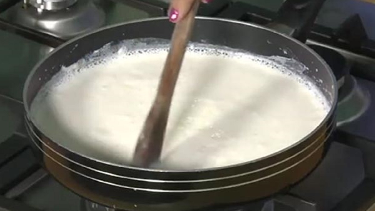 Easy Ways To Fix Burnt Milk Easy Ways To Fix Burnt Milk