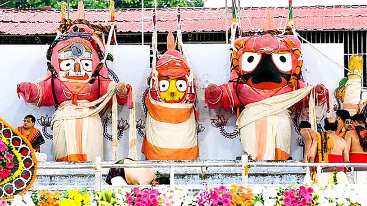 Do These Things During Snan Yatra Do These Things During Snan Yatra