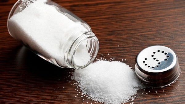 Tips to store salt and sugar during monsoon