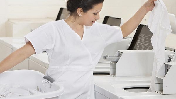 ways to remove fungal stains from clothes