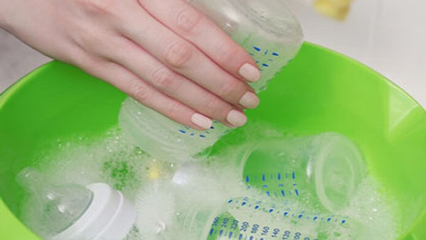 baby bottle cleaning tips