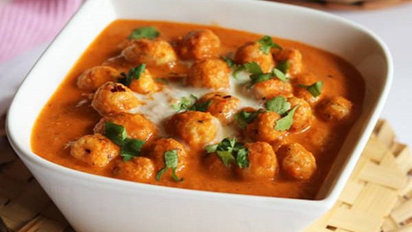 Lote Macher Muitha Recipe