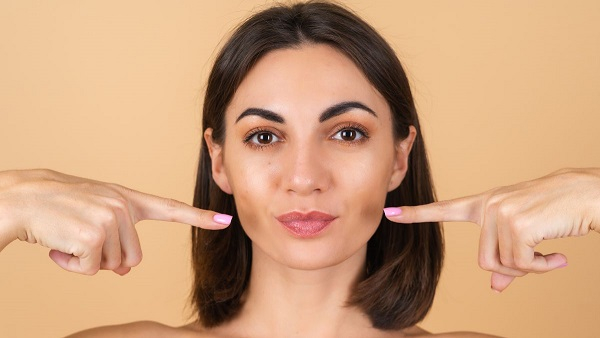 Natural ways to get rid of discoloured lips