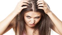 শীতে শুষ্ক স্ক্যাল্পে নাজেহাল? ঘরোয়া উপায়েই দূর হবে এই সমস্যা!