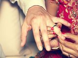 जानिये भारतीय शादियों में सगाई का महत्व