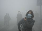 Air pollution में ज्‍यादा घूमने से भी हो सकता है अनियमित पीरियड