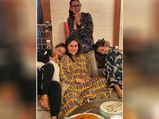 प्रेग्नेंसी में करीना कपूर की जान है काफ्तान, दिखने में सुंदर और स्टाइलिश लुक- जानें आप कितने में खरीद सकते है