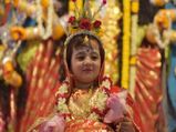 Navratri 2021: कन्या पूजन बिना क्यों अधूरी है नवरात्रि, जानें यहां