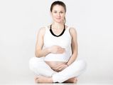 Pregnancy Sitting Posture: प्रेग्नेंसी में पालथी मारकर बैठना महिलाओं के लिए सुरक्षित!