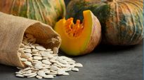 Pumpkin Seeds Side Effects : कद्दू के बीज के ज्यादा सेवन से आपकी हेल्थ पर हो सकता है साइड इफेक्ट