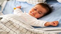 बेबी में गुड स्लीपिंग हैबिट्स डेवलप करने में मदद करेंगे ये टिप्स