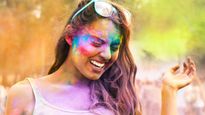 Natural Holi Colours : सिंथेटिक रंगों में शुमार केमिकल्स त्वचा और बालों को पहुंचाते हैं नुकसान