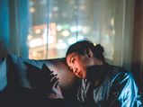 Long Distance Relationship : लॉन्ग-डिस्टेंस रिलेशनशिप में इन बातों से समझें रेड फ्लैग के संकेत 