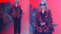 Lakme Fashion Week 2023: जीनत अमान हैं एवरग्रीन, 71 साल में किया रैम्प वॉक