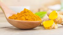 Turmeric Benefits: हल्दी में मिलाकर खाएं ये 5 चीजें, गंभीर बीमारियों से मिलेगी राहत