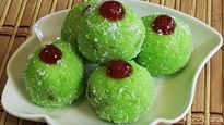 Hariyali Teej Special Recipe: तीज की थाली में भरनी है मिठास, झटपट बनाएं स्पेशल ग्रीन कोकोनट लड्डू