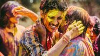 Holi 2026: रंगों की मस्ती में न आए कोई परेशानी, इन सावधानियों के साथ मनाएं सुरक्षित होली