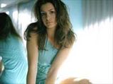 Anne Hathaway Auctions Off Herself