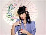 Katy Perryâ€™s â€˜Swine Fluâ€™ Ring