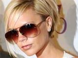 Victoria Beckham Disappears From The Vogue Cover!