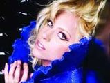 Lady Gaga Treats Her Fans To Pizzas