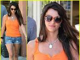 Britney Spears Steps Out With A New Hairdo
