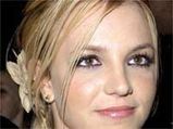Britney Prefers Posh Hotel Than Home