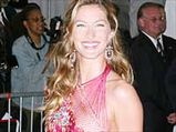 Gisele Bundchen To Focus On Motherhood 
