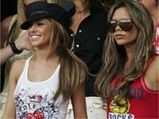 Victoria Beckham Comforts Cheryl Cole