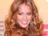 Jessica Alba Plans To Adopt