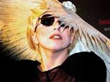 Lady Gaga Into Painting Too