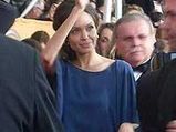 Angelina Jolie  Disciplines Her Kids