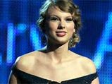 Taylor Swift In Hall Of Fame