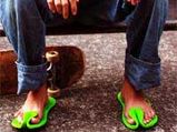 Cool Green Slippers For Men In Summer!