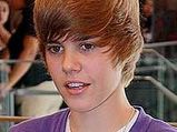 Justin Bieber, Selena Gomez Meet In Malaysia