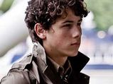 Nick Jonas Gives The Key To His Heart To An Oldie!