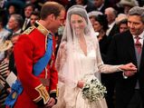 Memorable Pics Of Prince William n Kate: Anniv. Spl
