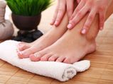 Sweaty Palms & Feet? Treat It At Home 