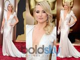 Kate Hudson’s Plunging Neckline: Oscars 2014