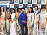 Manish Malhotra To Open  Lakme Fashion Week 2014