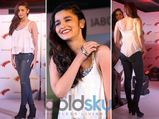 Alia Bhatt Rocks In Ripped Jeans 