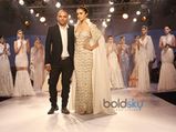 ICW 2014: Gaurav Gupta's Erotic Styles Tackle The Ramp
