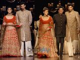 ICW’14: Alia Bhatt Walks For Manish Malhotra